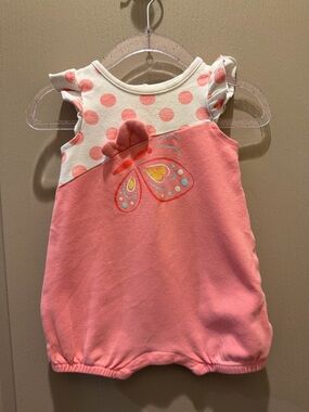 Kids Headquarters White Baby Onesie with Pink Polka Dots